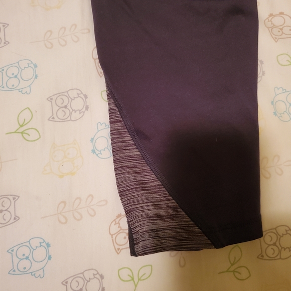 F&F (Scottish Brand) Capri leggings US 8 - Picture 3 of 4